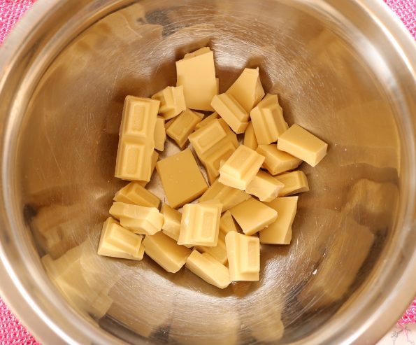 Lolly Log, White Chocolate Cheesecake